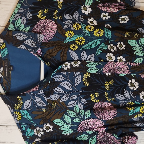 Floral Print Women's Dress - Picture 5 of 8